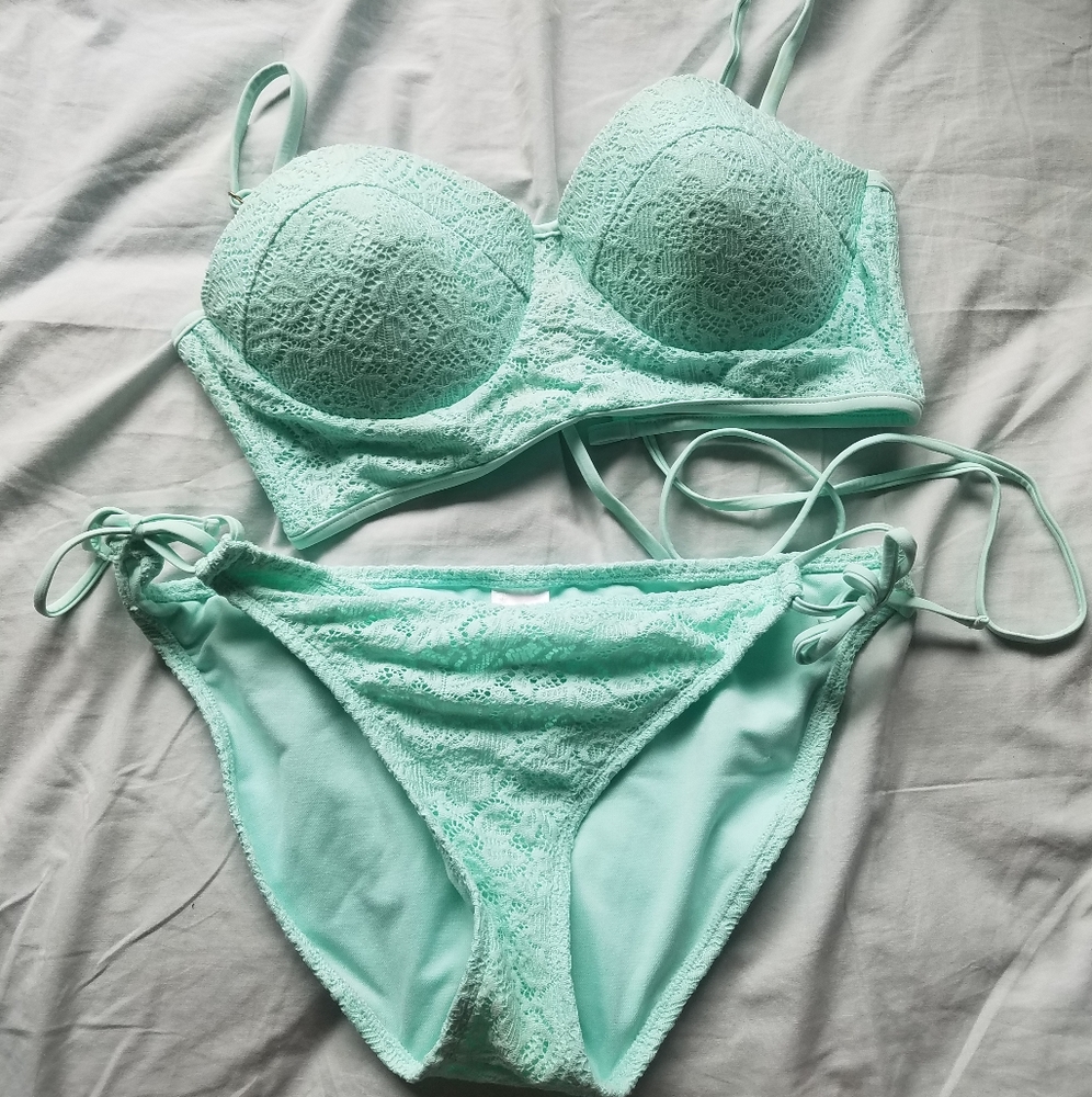 Mint Crochet Balconette Binkini Set